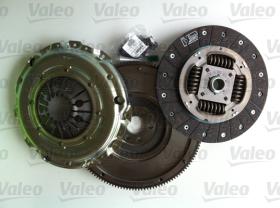 Valeo 835010 - KIT EMB.4 PZS.(NO CSC)VW GOLF/BORA 1.9 TDI